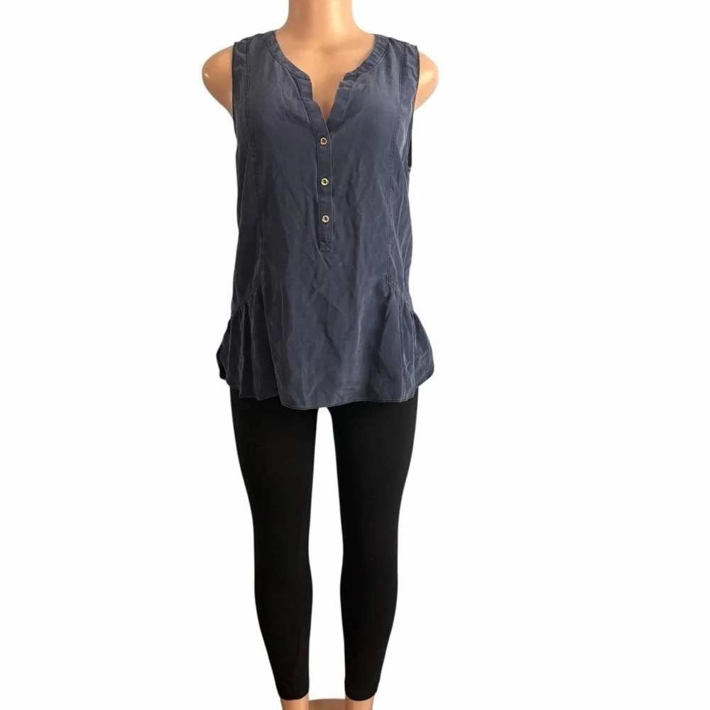 Lilly Pulitzer Navy Blue 100% Silk Sleeveless Peplum Blouse Top Womens Medium